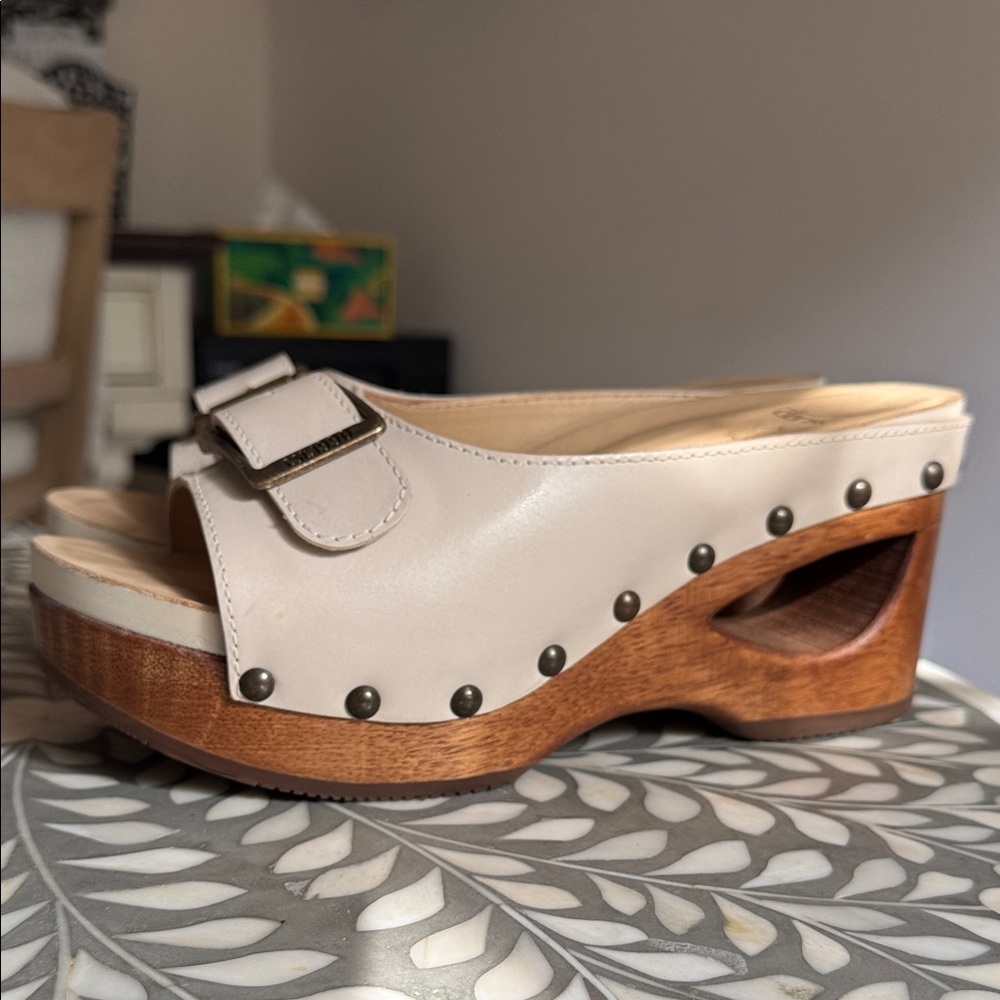 Dansko cream clogs